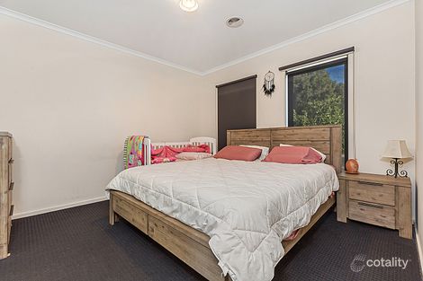 Property photo of 17 Pattison Drive Kangaroo Flat VIC 3555