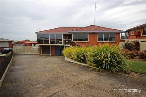 1 Maple Ave, Devonport, TAS 7310