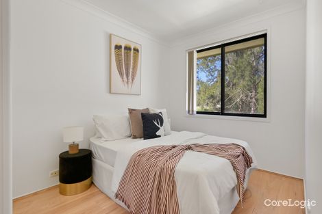 Property photo of 33 Woodcourt Street Ambarvale NSW 2560