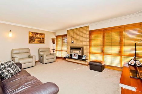 Property photo of 5 Glover Place Dianella WA 6059