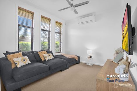 Property photo of 10 Drummond Avenue Ropes Crossing NSW 2760