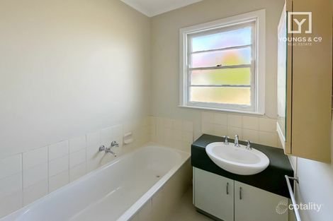 Property photo of 54 Grutzner Avenue Shepparton VIC 3630