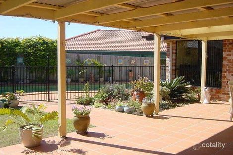 Property photo of 49 Greenhaven Crescent Kuraby QLD 4112