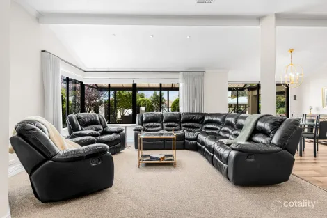 Property photo of 16 Fitzgerald Loop Canning Vale WA 6155