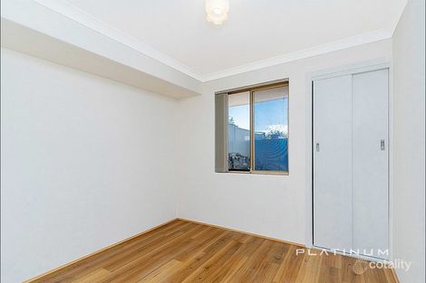 Property photo of 12 Dillon Glade Joondalup WA 6027