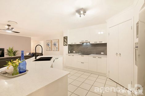 Property photo of 32 Inverary Place Parkinson QLD 4115