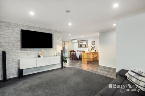 Property photo of 1/10 Wingham Court Frankston VIC 3199