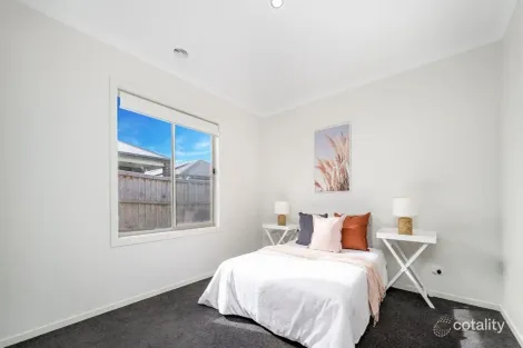 Property photo of 36 Lay Street Tarneit VIC 3029