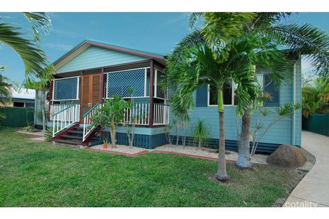 11 Pacific Ave, Bushland Beach, QLD 4818