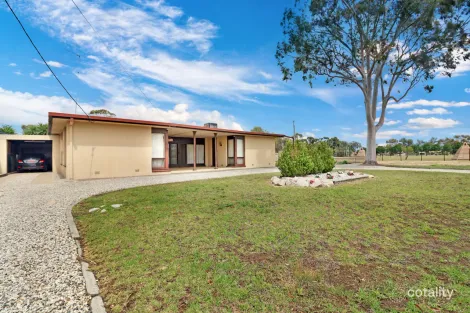 324 Noyes St, Deniliquin, NSW 2710