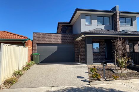 5a Carroll St, Deer Park, VIC 3023