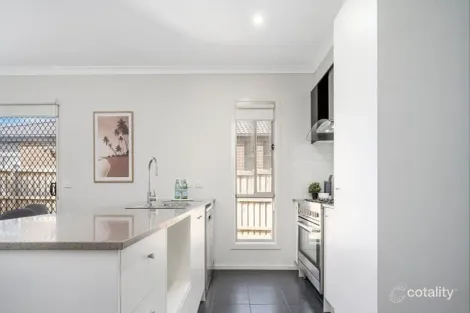 Property photo of 36 Lay Street Tarneit VIC 3029