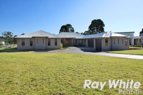 Property photo of 42 Twin Creeks Drive Luddenham NSW 2745