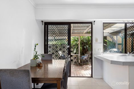 Property photo of 29/11-15 Lindfield Road Helensvale QLD 4212