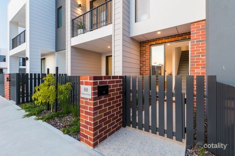 Property photo of 68 Penzance Circuit Glendalough WA 6016