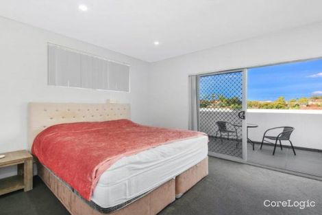 Property photo of 21 Collins Crescent Yagoona NSW 2199