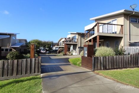 Property photo of 6/1A Stradbroke Crescent Surf Beach VIC 3922