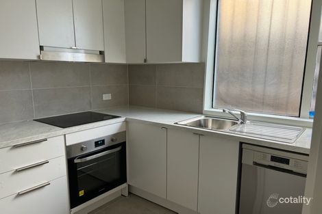 13 Chapel St, Windsor, VIC 3181