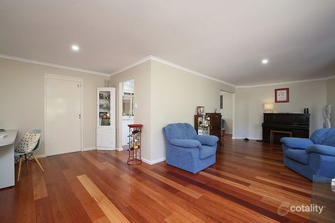 Property photo of 6 Alecia Close Green Point NSW 2251