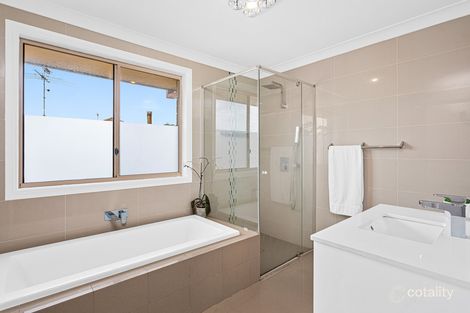 Property photo of 9 Chippendale Place Helensburgh NSW 2508