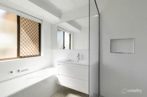 Property photo of 7 Dandelion Drive Middle Ridge QLD 4350