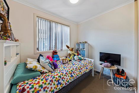 Property photo of 33 Lonsdale Crescent Andrews Farm SA 5114
