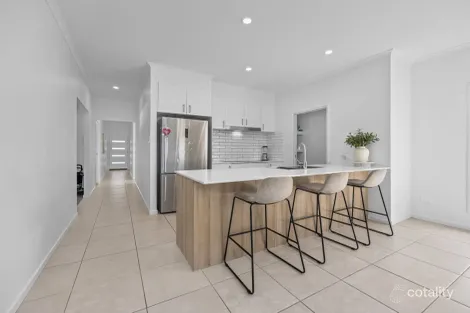 Property photo of 43 Juniper Drive Greenbank QLD 4124
