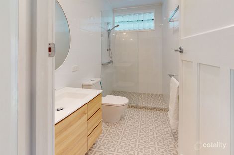 Property photo of 12 Lawnhill Avenue Deception Bay QLD 4508