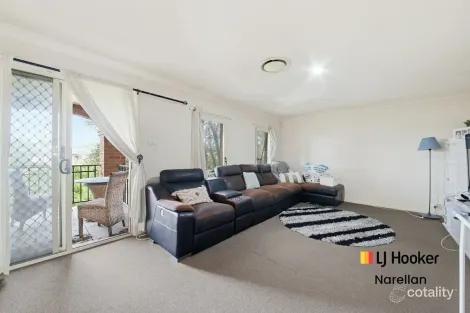 Property photo of 12 Hillside Drive Harrington Park NSW 2567
