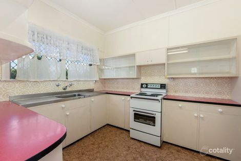 Property photo of 3 Watsonia Drive Leichhardt QLD 4305