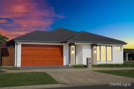 Property photo of 4 Spirit Boulevard Cranbourne East VIC 3977