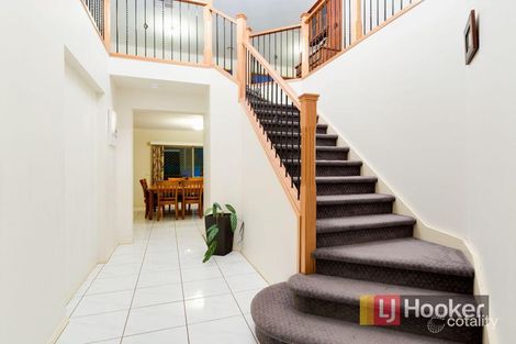 Property photo of 18 Ridgemont Drive Berwick VIC 3806