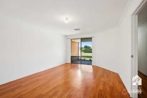 Property photo of 42 Koomba Rise Bertram WA 6167