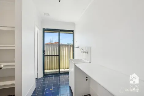 Property photo of 42 Koomba Rise Bertram WA 6167