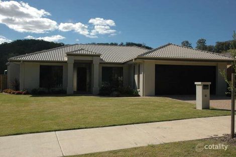 3 Dore Ct, Bonogin, QLD 4213