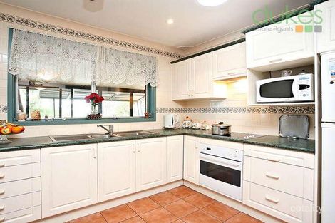 Property photo of 4 Mirrabooka Court Emu Heights NSW 2750