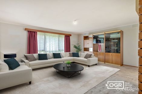 Property photo of 30 Mitford Crescent Craigieburn VIC 3064