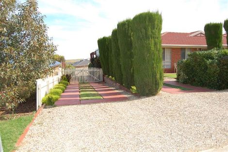 Property photo of 41 Southern Right Crescent Encounter Bay SA 5211