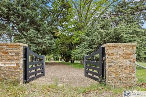 1495 Burrinjuck Rd, Burrinjuck, NSW 2582