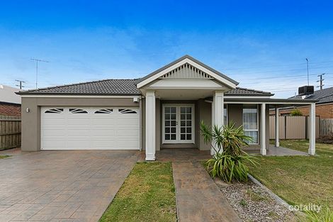 16 Hipwell Ct, Lovely Banks, VIC 3213