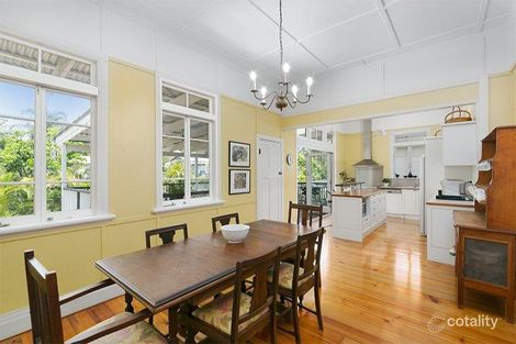 Property photo of 24 Weinholt Street Sherwood QLD 4075
