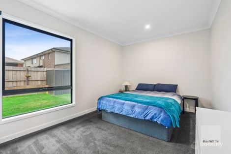 Property photo of 6 Karakul Street Mambourin VIC 3024