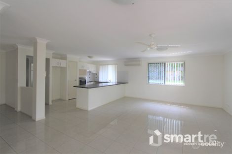 Property photo of 8 Summit Terrace Forest Lake QLD 4078