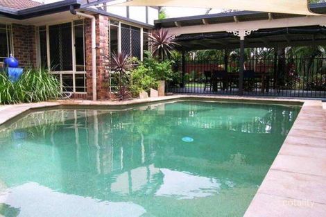 27 Glenfields Bvd, Mountain Creek, QLD 4557