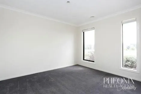 Property photo of 8 Susan Place Tarneit VIC 3029