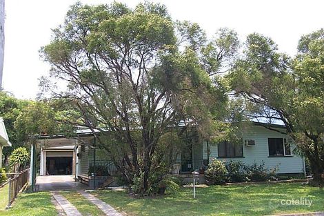 17 Smallwood St, Mooroobool, QLD 4870