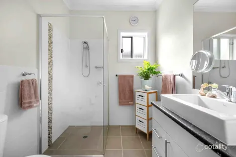 Property photo of 39 Halloran Street Vincentia NSW 2540