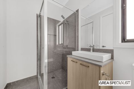 Property photo of 48 Uplands Crescent Melton South VIC 3338