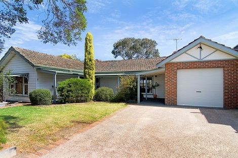 13 Skyline Dr, Keilor, VIC 3036