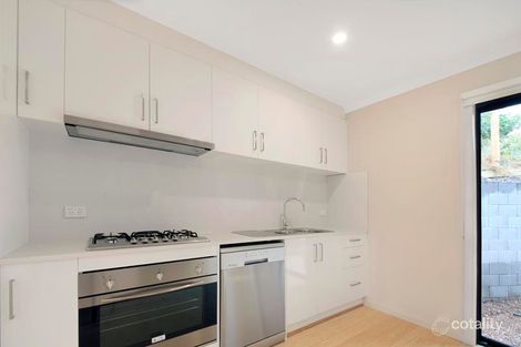 Property photo of 4/51 Bicentennial Crescent Meadow Heights VIC 3048